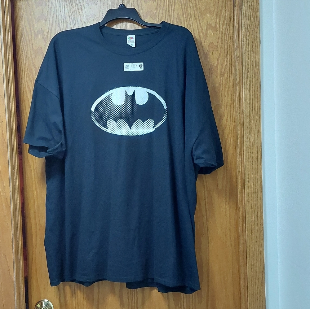 Men's Batman(fruit of loom)Short Sleeve T-Shirt Size 5XL Brand New